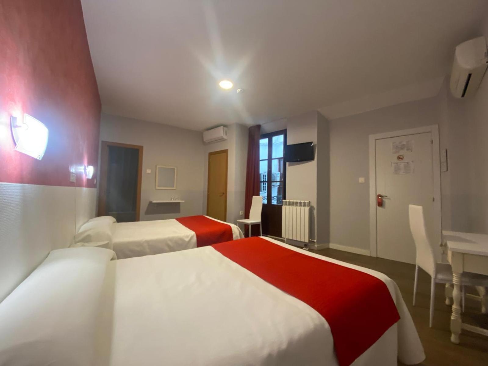 Hostal Sonia Гранада Екстер'єр фото