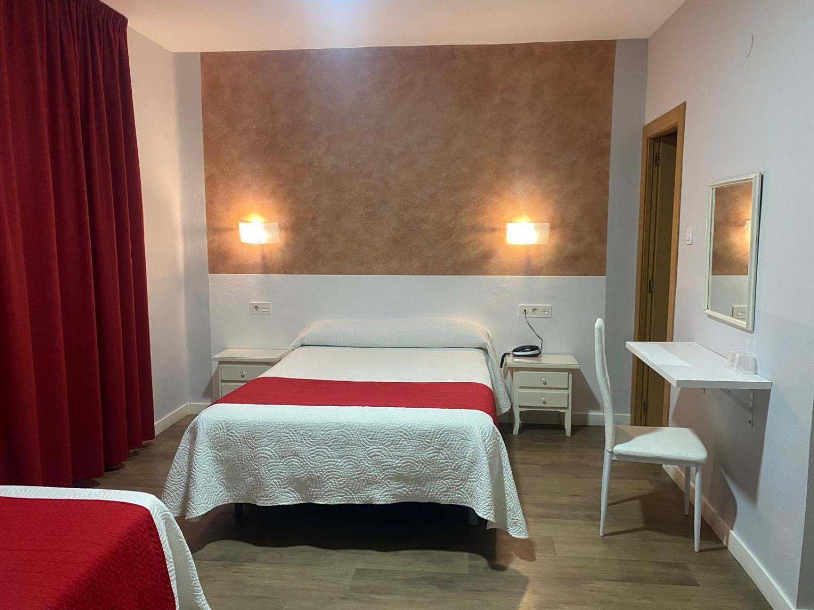 Hostal Sonia Гранада Екстер'єр фото