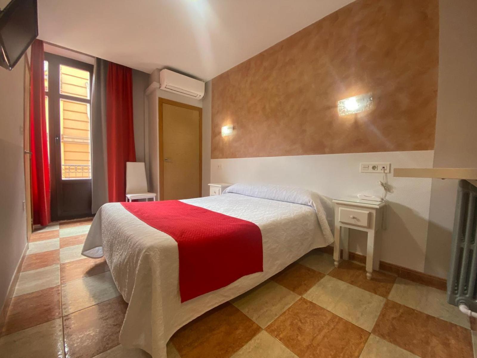 Hostal Sonia Гранада Екстер'єр фото