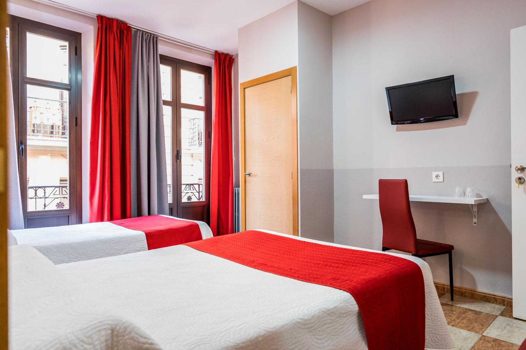Hostal Sonia Гранада Екстер'єр фото